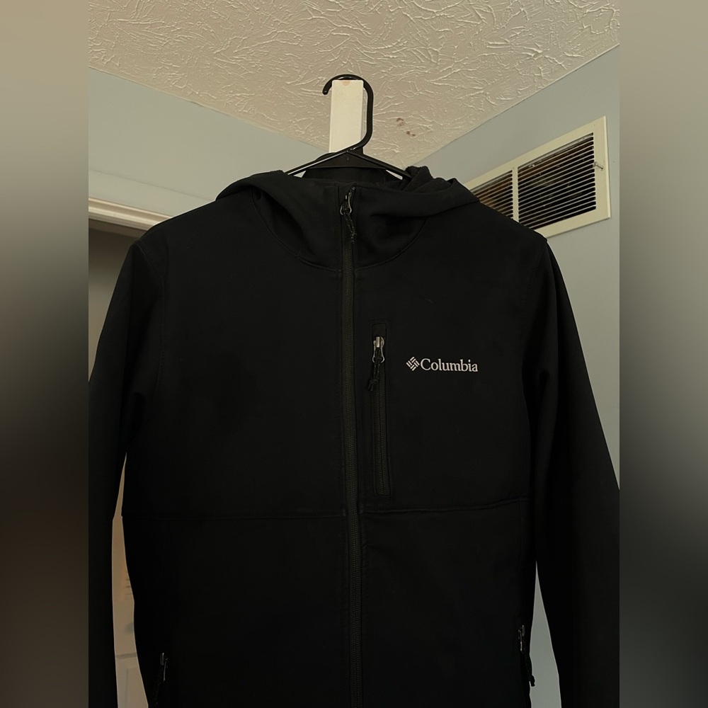 Columbia soft shell jacket